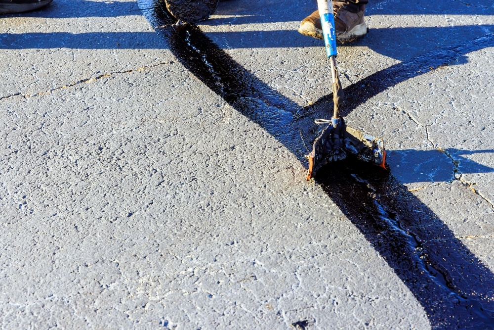 asphalt crack sealing timing